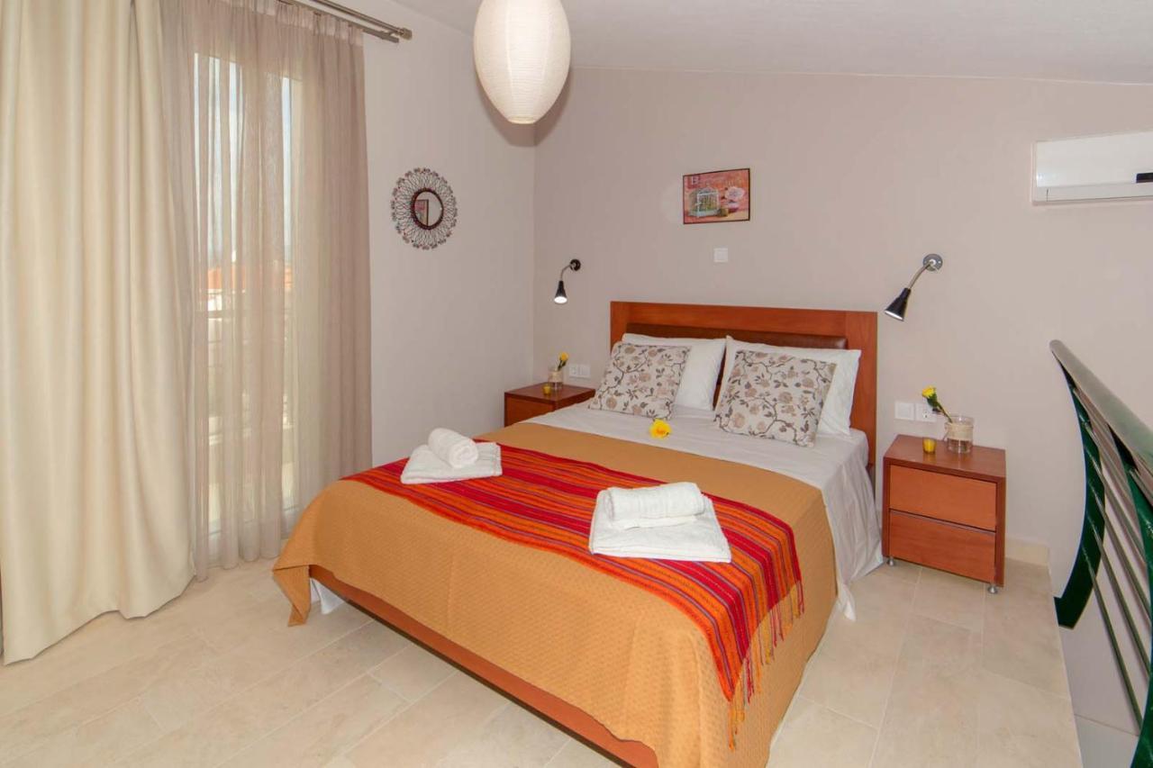 نيكيتي Erosaria Suites المظهر الخارجي الصورة