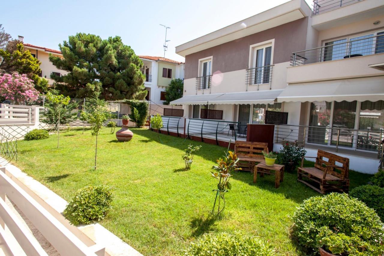 نيكيتي Erosaria Suites المظهر الخارجي الصورة