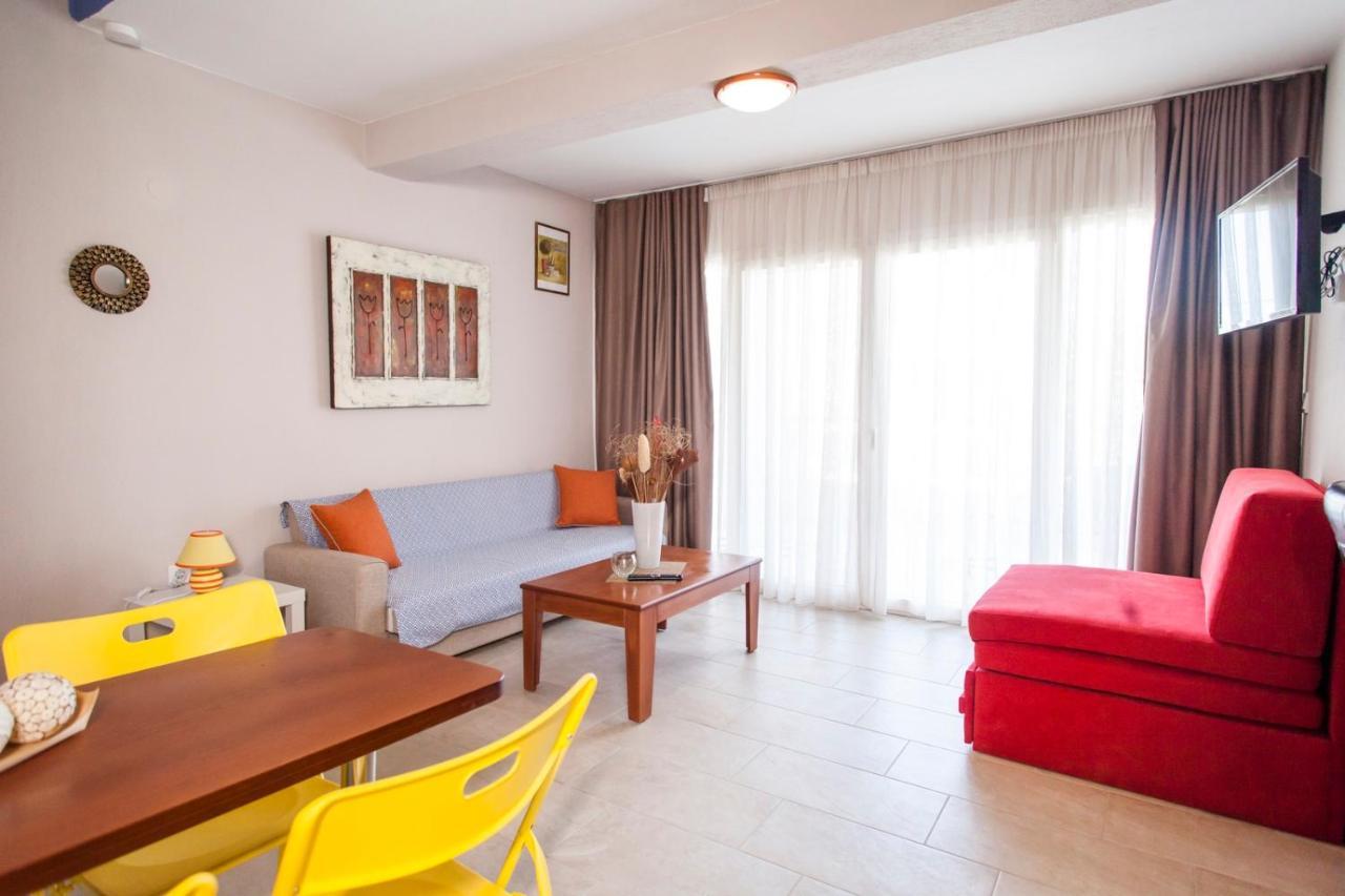 نيكيتي Erosaria Suites المظهر الخارجي الصورة