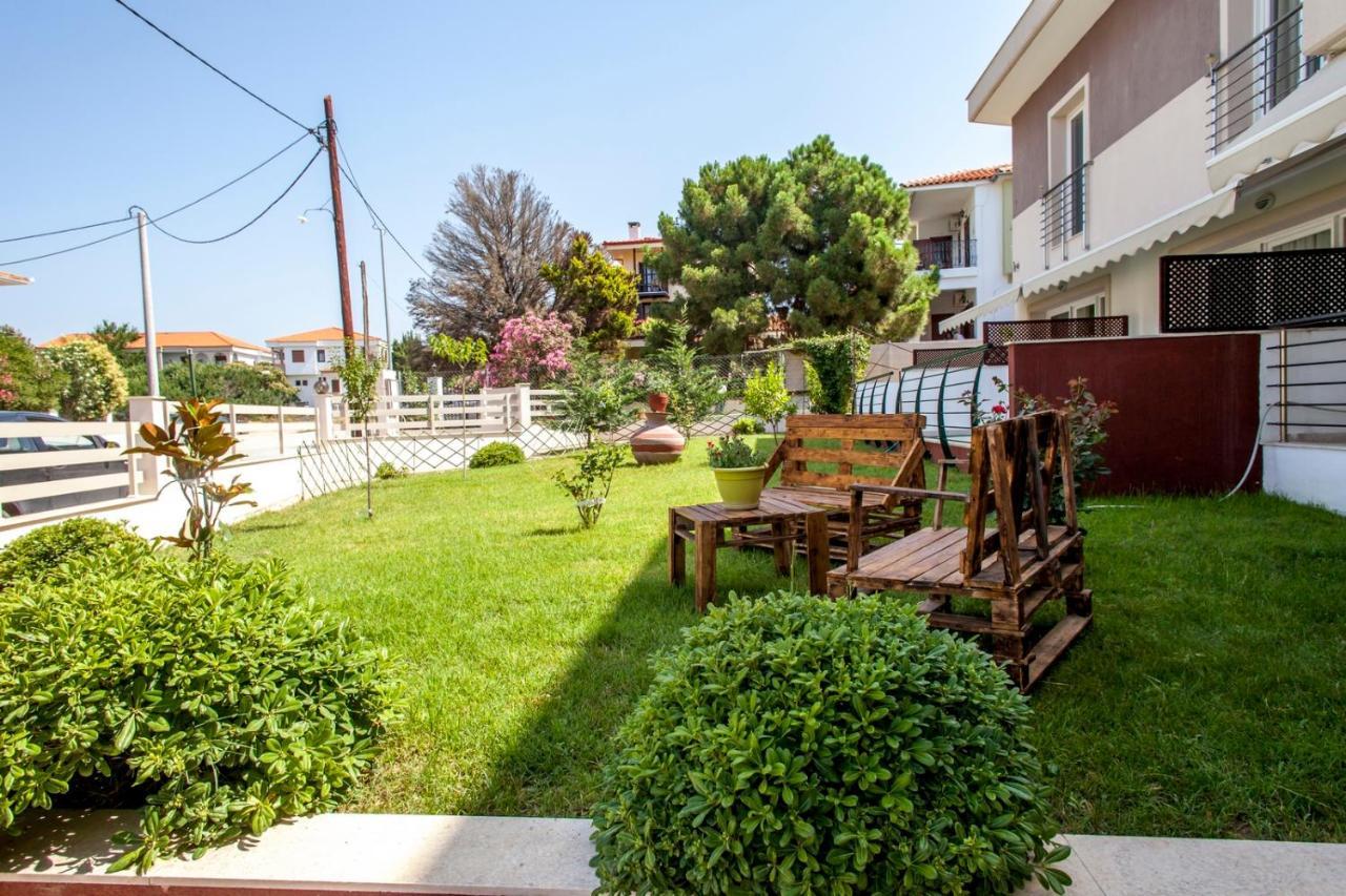 نيكيتي Erosaria Suites المظهر الخارجي الصورة