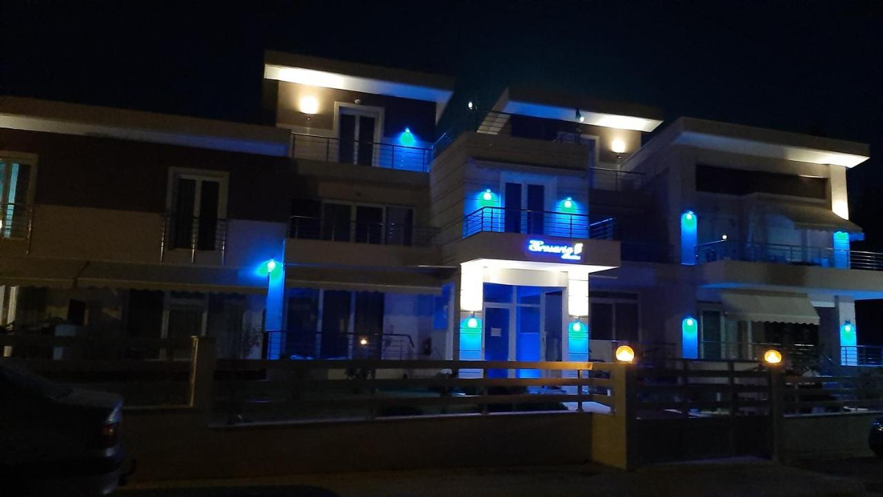 نيكيتي Erosaria Suites المظهر الخارجي الصورة